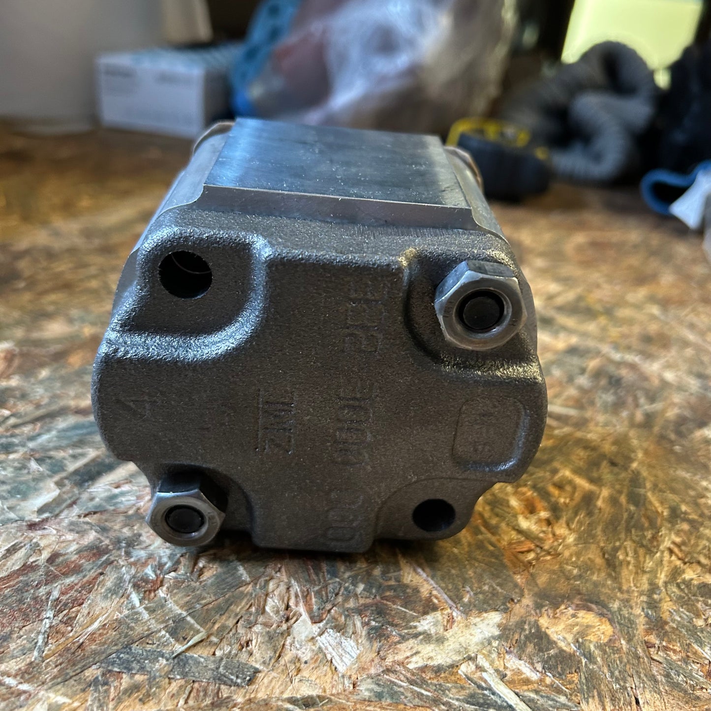 Rear Aluminium pump only for JCB pump 20/925357