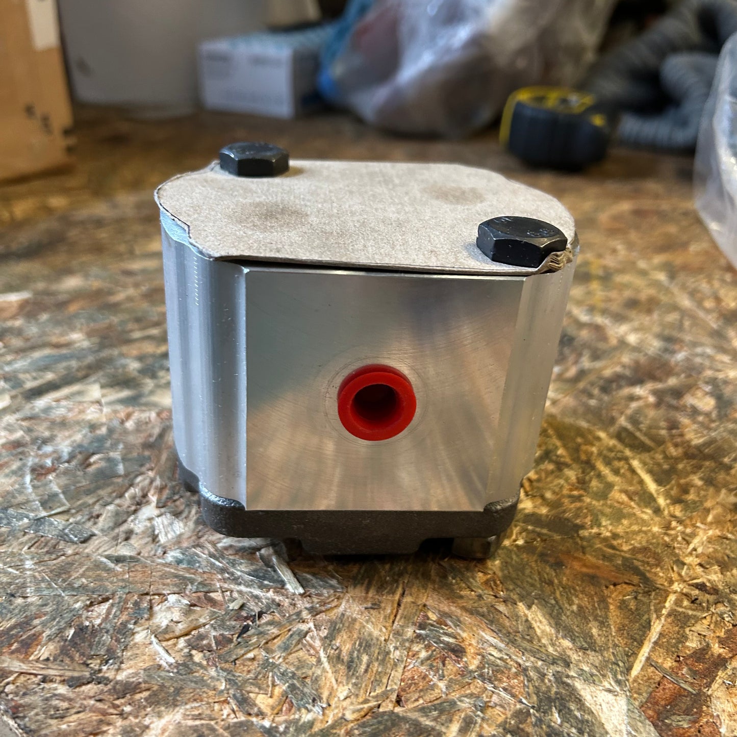 Rear Aluminium pump only for JCB pump 20/925592 Parker 7029520007